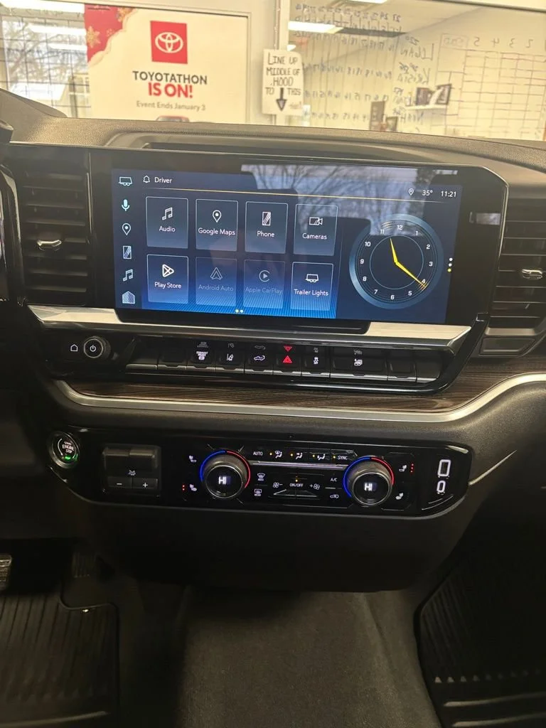 2025 Chevrolet Silverado 2500HD LT - Photo 18