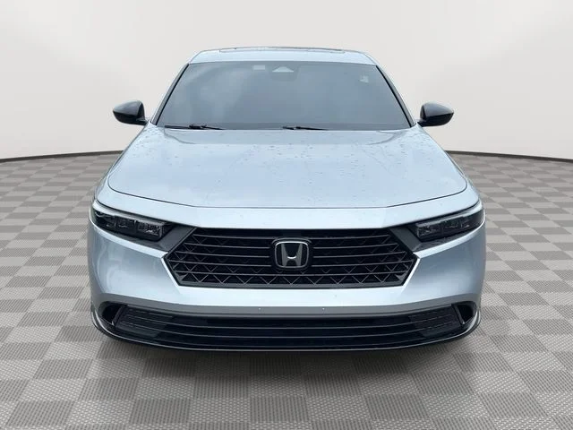 Used 2023 Silver Honda Sport-L image 2