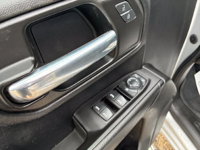 Used 2021 SILVER ICE METALLIC Chevrolet Custom image 18