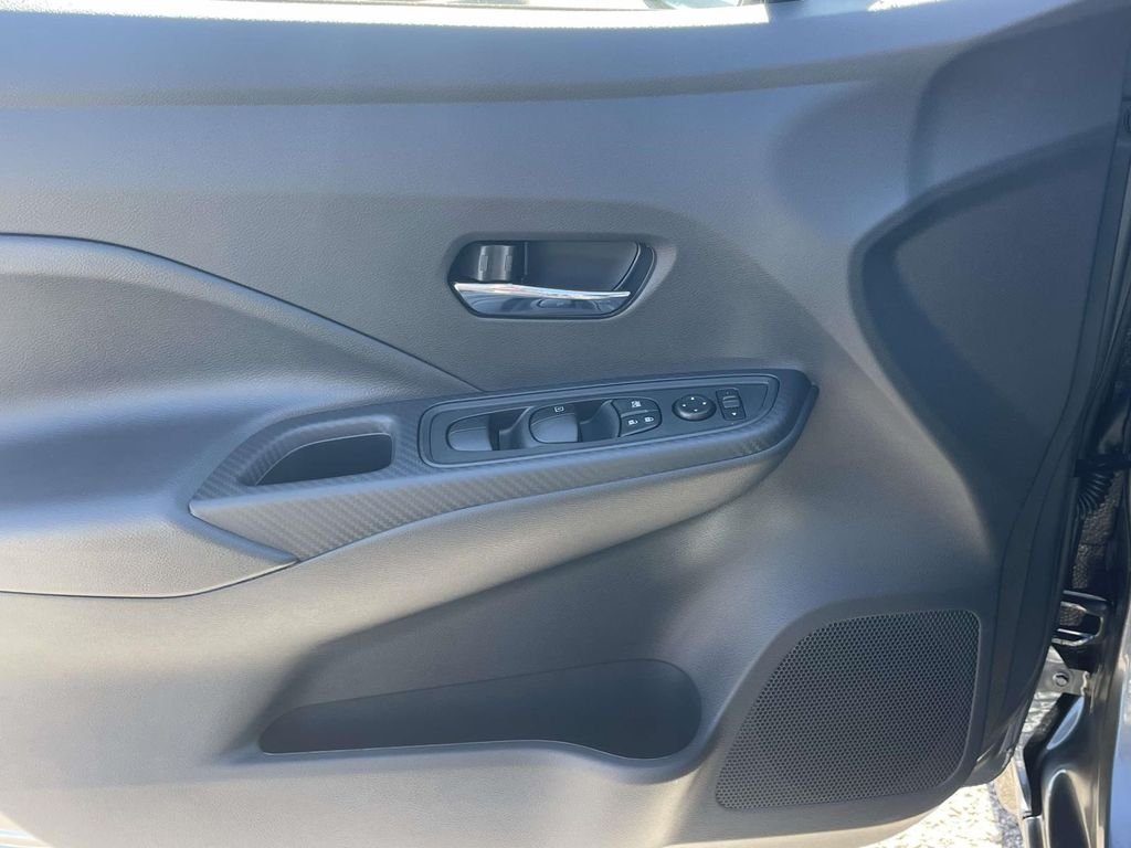 New 2025 Gray Nissan 1.6 SV image 15