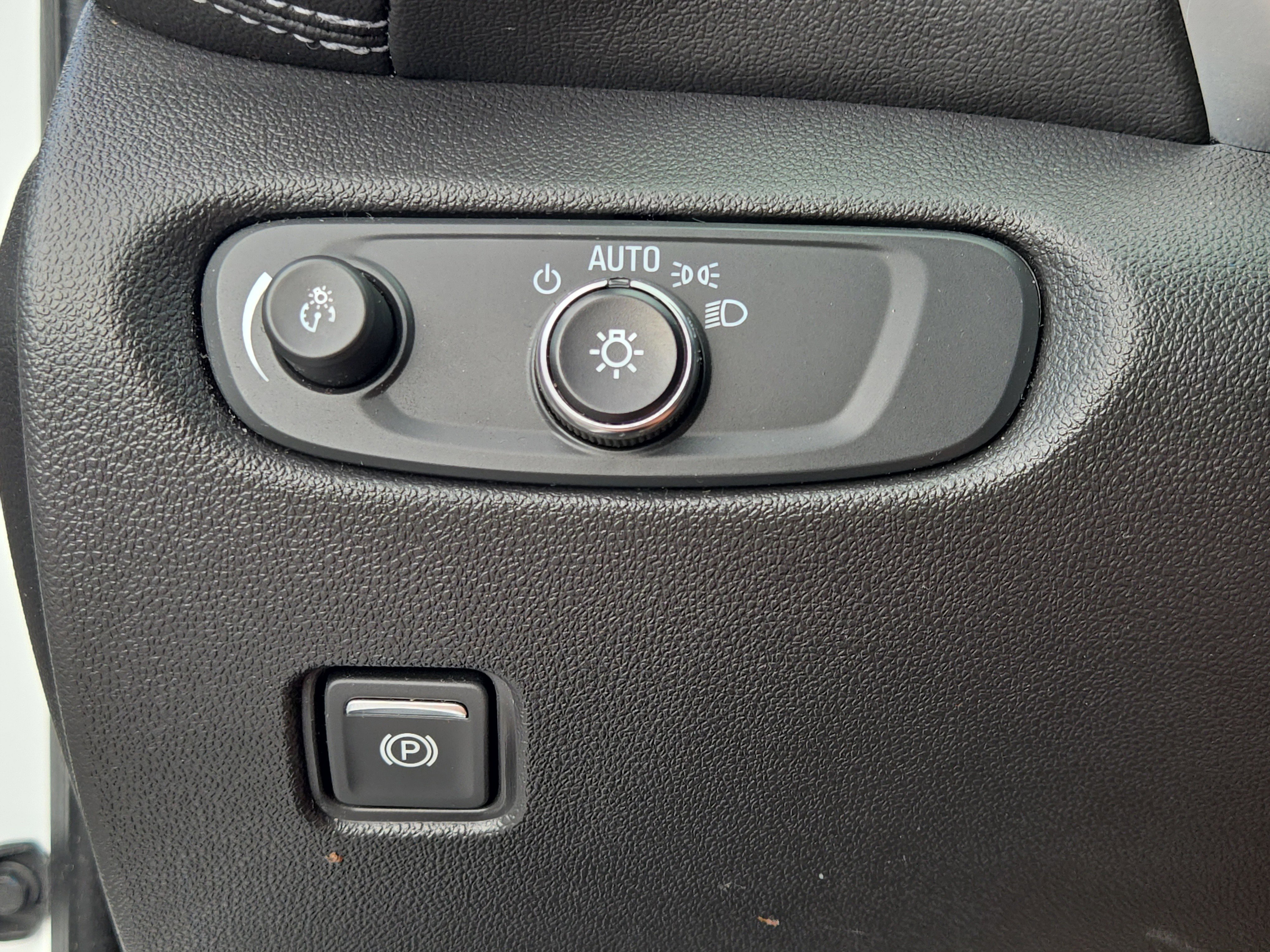 2023 Chevrolet Blazer 2LT - Photo 23