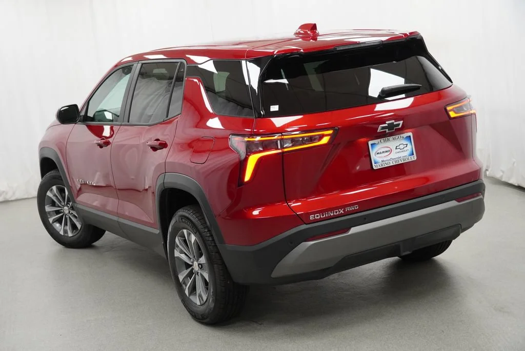 2027 Chevrolet Equinox LT - Photo 36