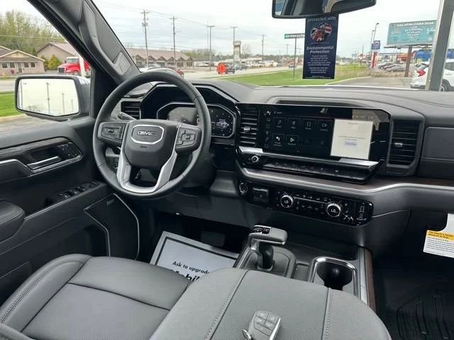 2026 GMC Sierra 1500 SLT - Photo 15