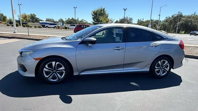 Used 2016 Silver Honda LX image 7