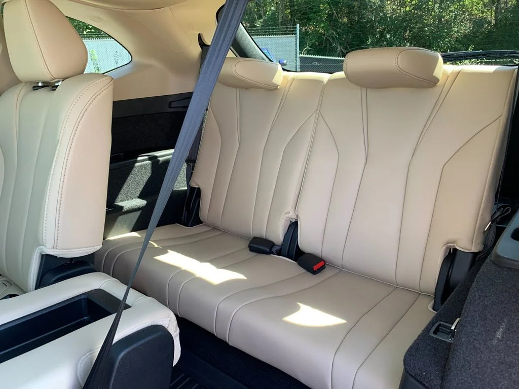 Used 2025 White Acura Base image 18