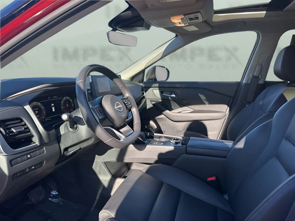 Used 2024 Red Nissan SL image 9