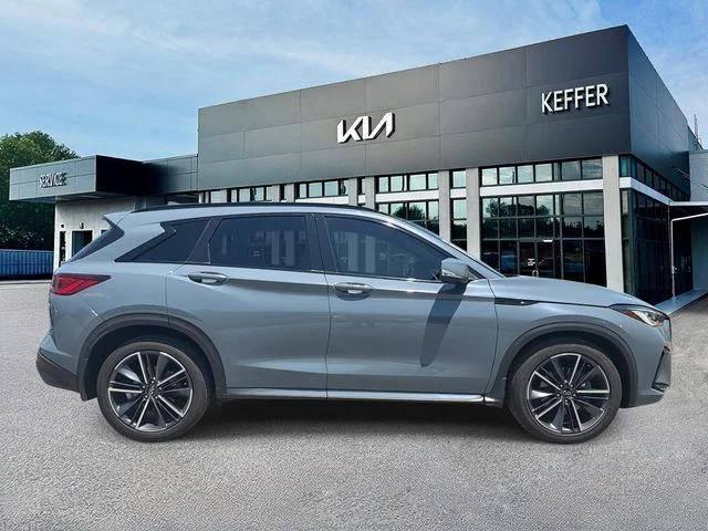 Used 2024 Gray INFINITI SPORT image 9