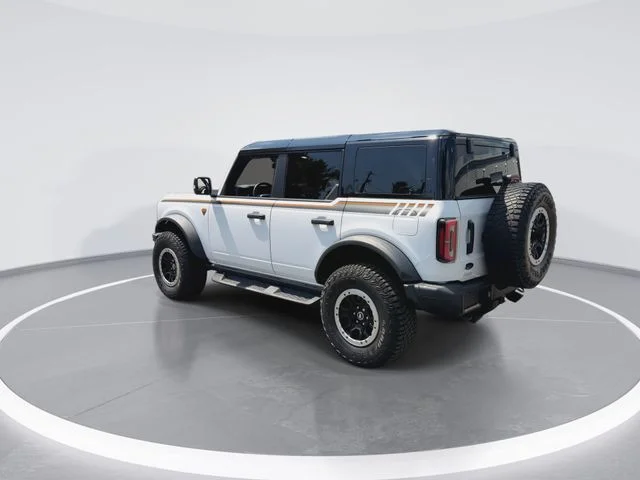 Used 2024 White Ford Badlands image 6