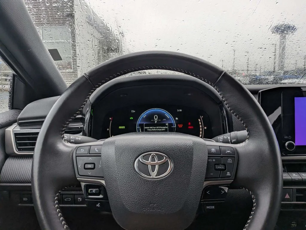 Certified Used 2025 Ocean Toyota SE image 20