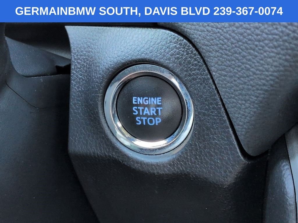 Used 2021 Lunar Toyota XLE Premium image 31