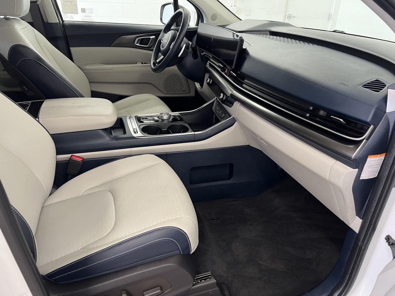 Used 2026 Snow White Pearl Kia SX Prestige image 27