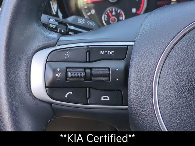 Used 2023 White Kia GT-Line image 23