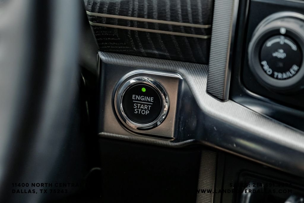Used 2022 Black Ford Platinum image 20