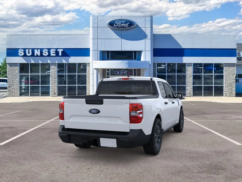 New 2026 Oxford White Ford XLT image 8