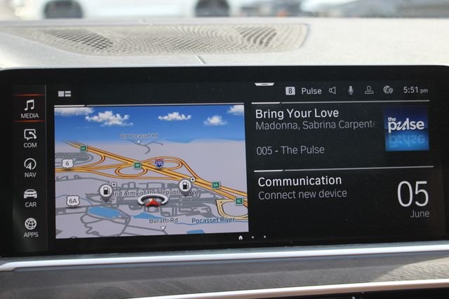 Used 2022 Blue BMW xDrive40i image 5