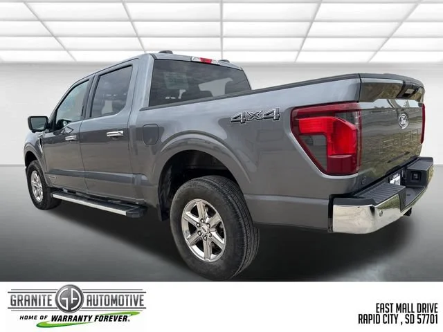 Used 2024 Grey Ford XLT image 3