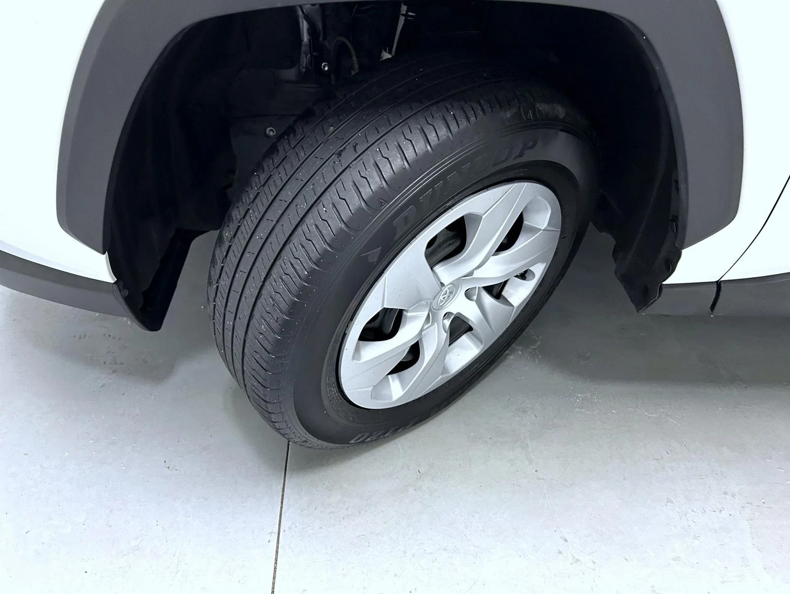 Used 2025 White Toyota LE image 23