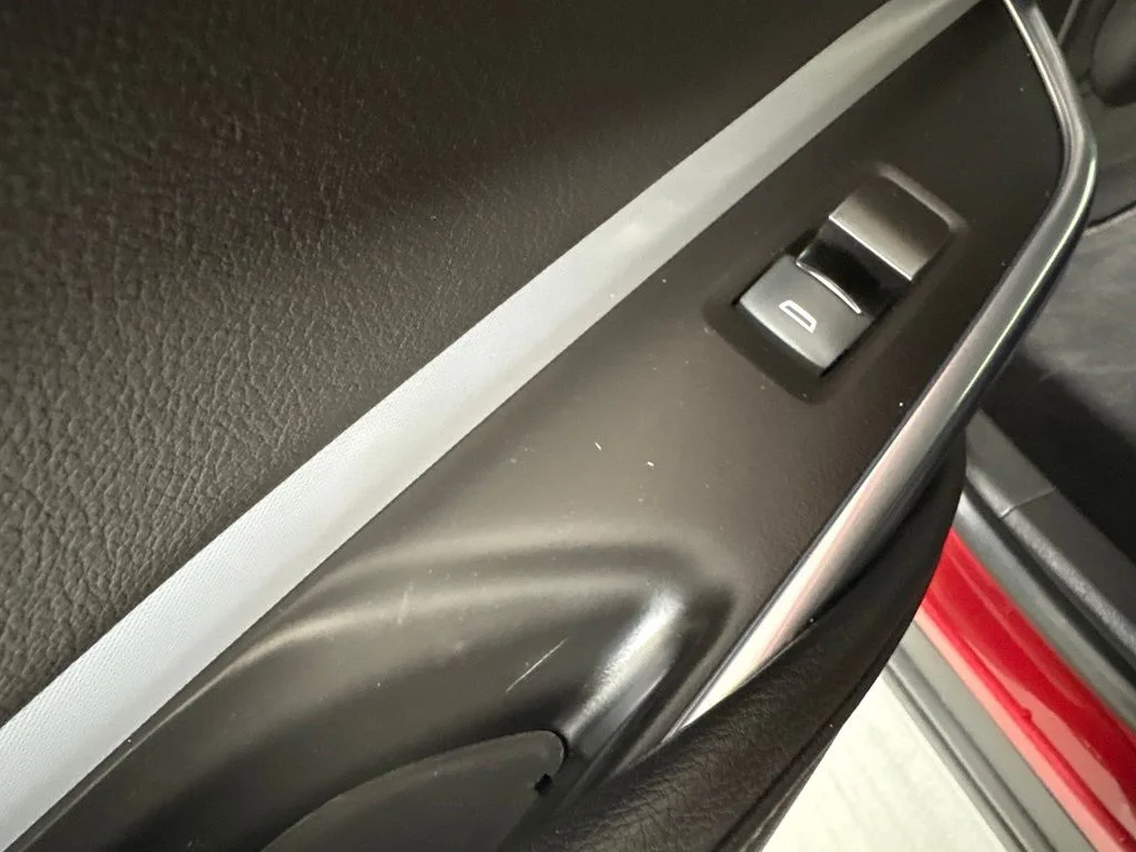 Used 2019 Red Cadillac Premium Luxury image 35