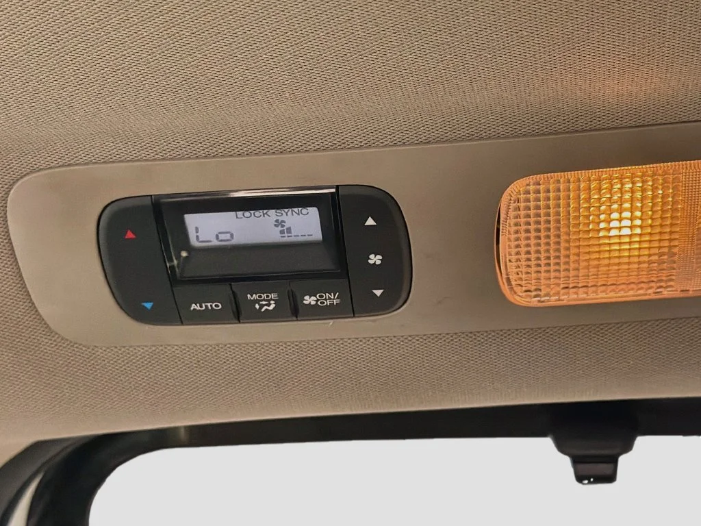 Used 2016 White Honda EX-L image 26