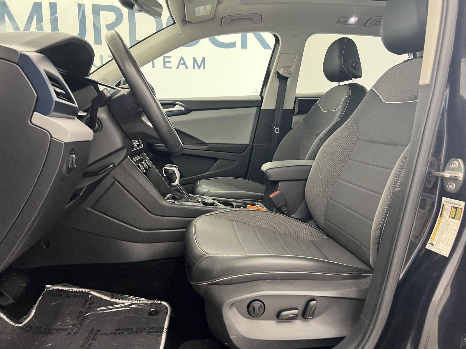 2023 Volkswagen Taos SE - Photo 12