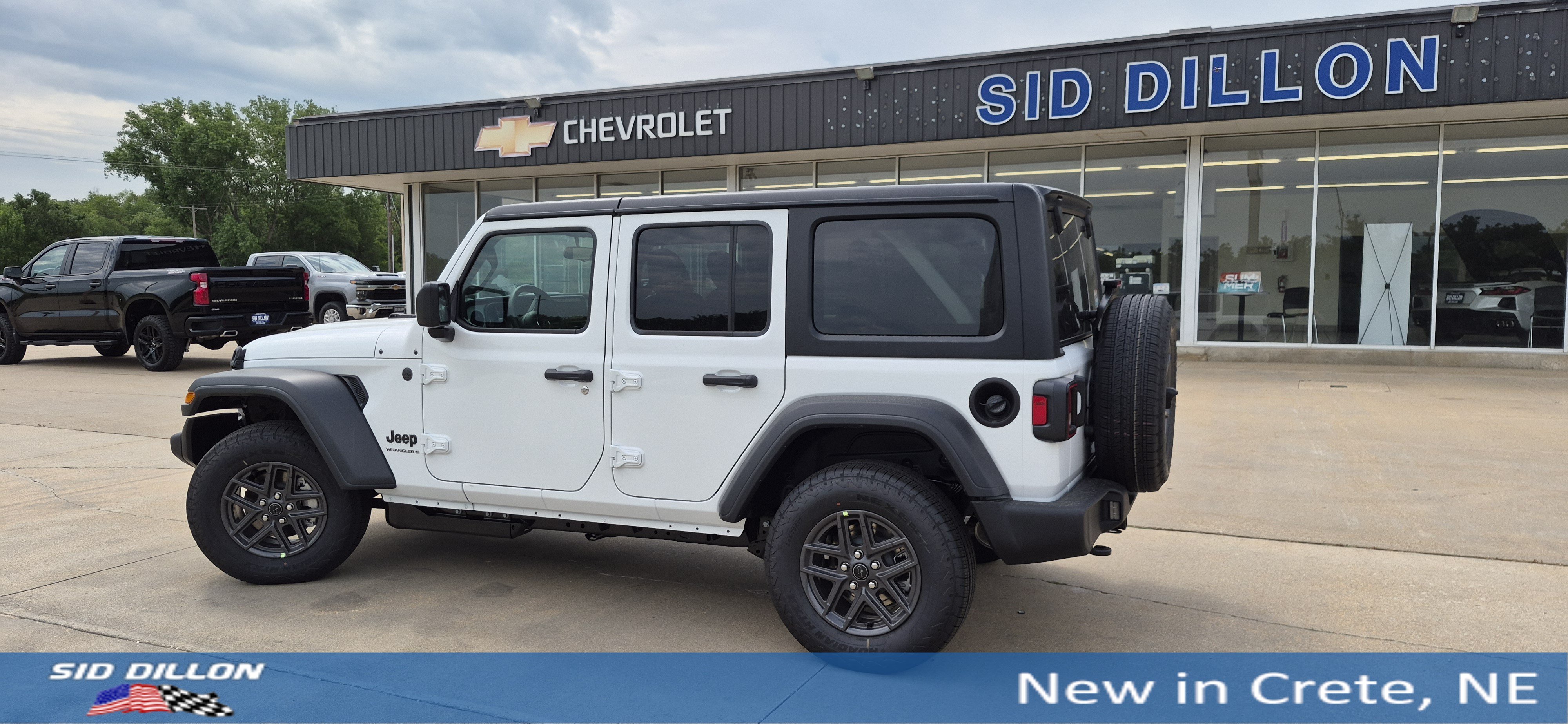 New 2026 Bright White Clearcoat Jeep Sport image 15