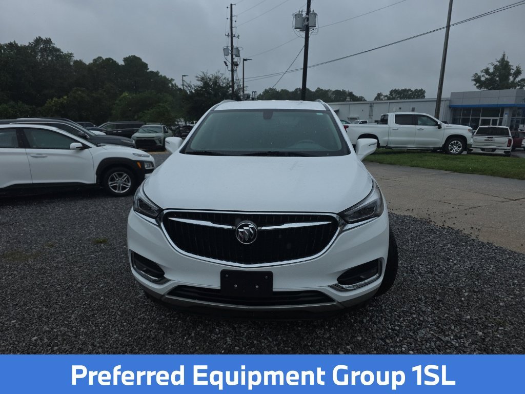 Used 2020 White Buick Essence image 2