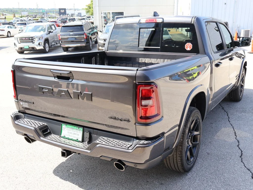 New 2026 Granite Crystal Metallic Clear-Coat Exterior Paint RAM Laramie image 5