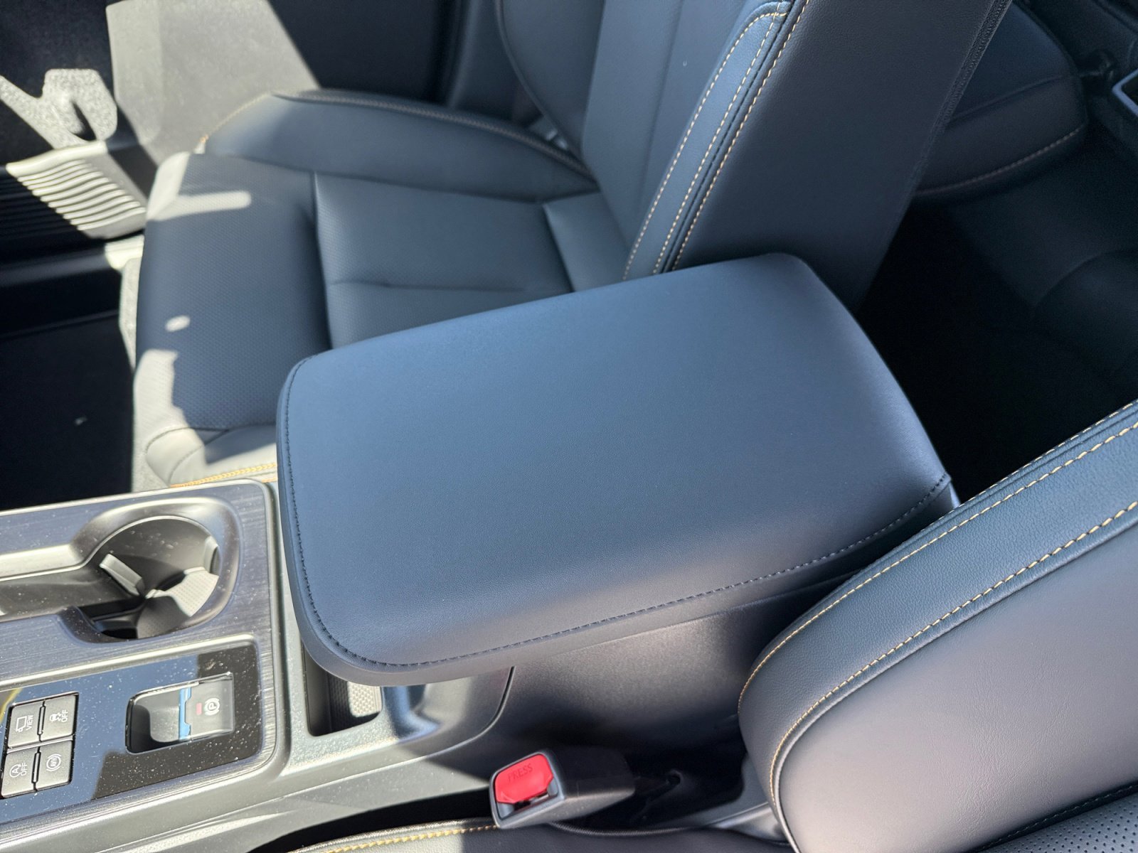 New 2026 ICE SILVER METALLIC Subaru Wilderness image 14