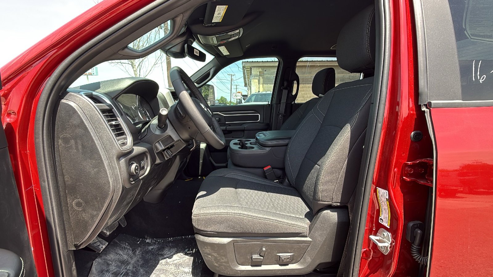 New 2026 Molten Red Pearl-Coat Exterior Paint RAM Lone Star image 9