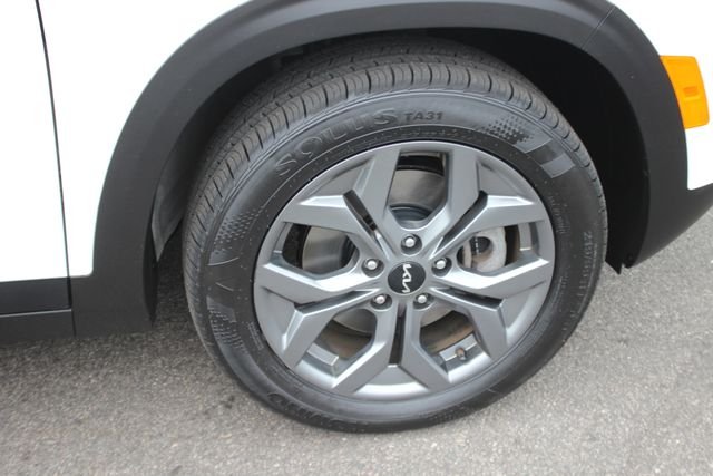 Used 2024 White Kia LX image 16