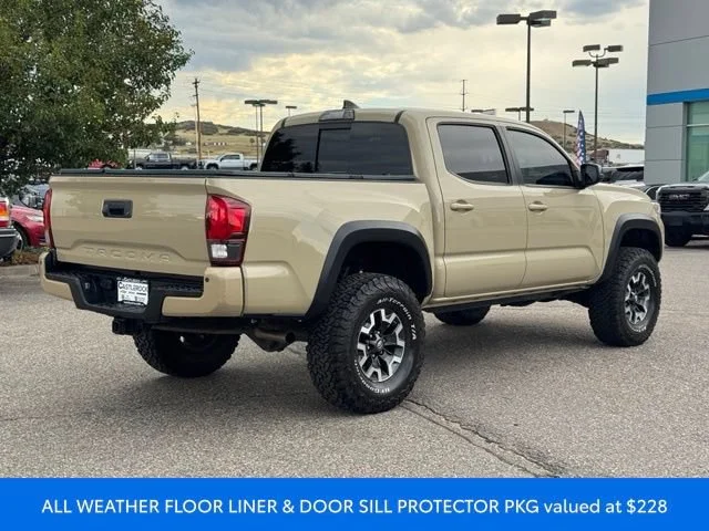 Used 2019 Tan Toyota SR image 6