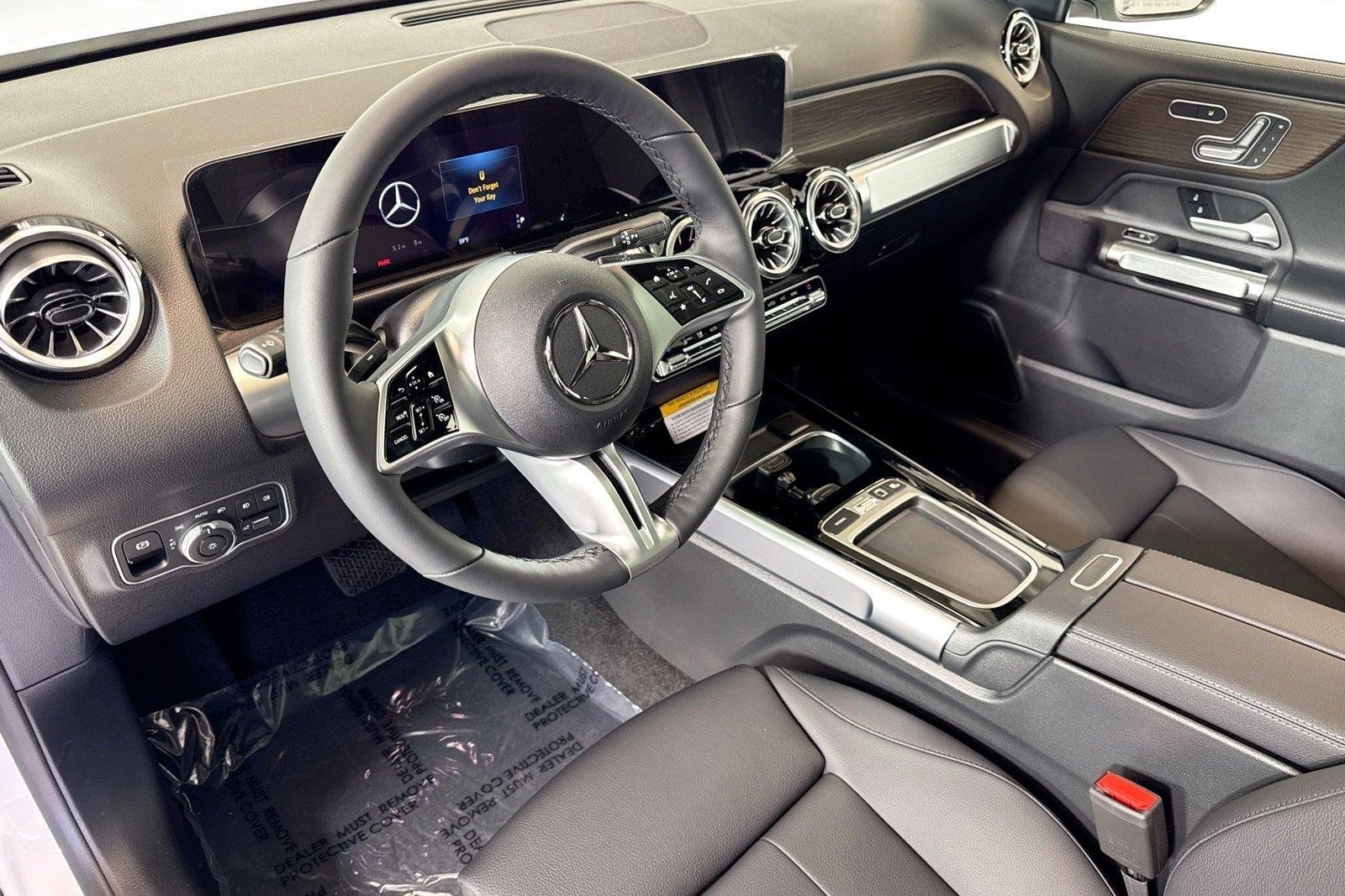 New 2026 Night Black Mercedes-Benz GLB 250 image 9