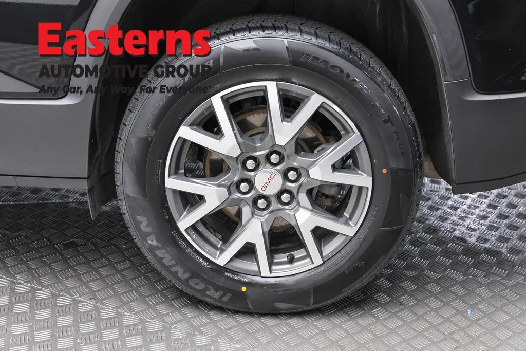 Used 2022 Black GMC SLE image 8