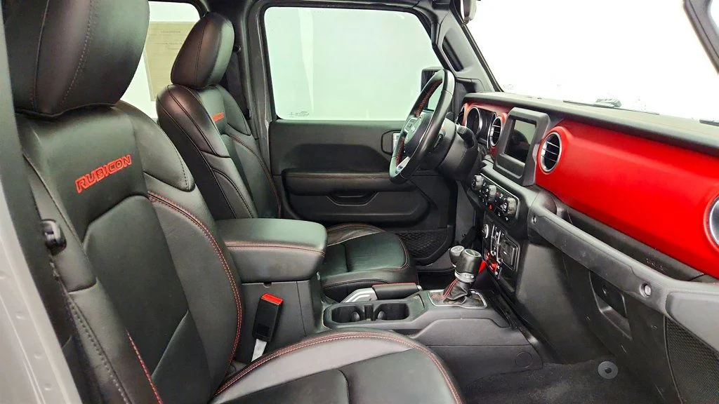 Used 2021 Sting-Gray Clearcoat Jeep Rubicon 4x4 w/ 8-Speed Auto & Freedom Top Hardtop image 23
