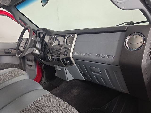 Used 2011 Red Ford XLT image 28