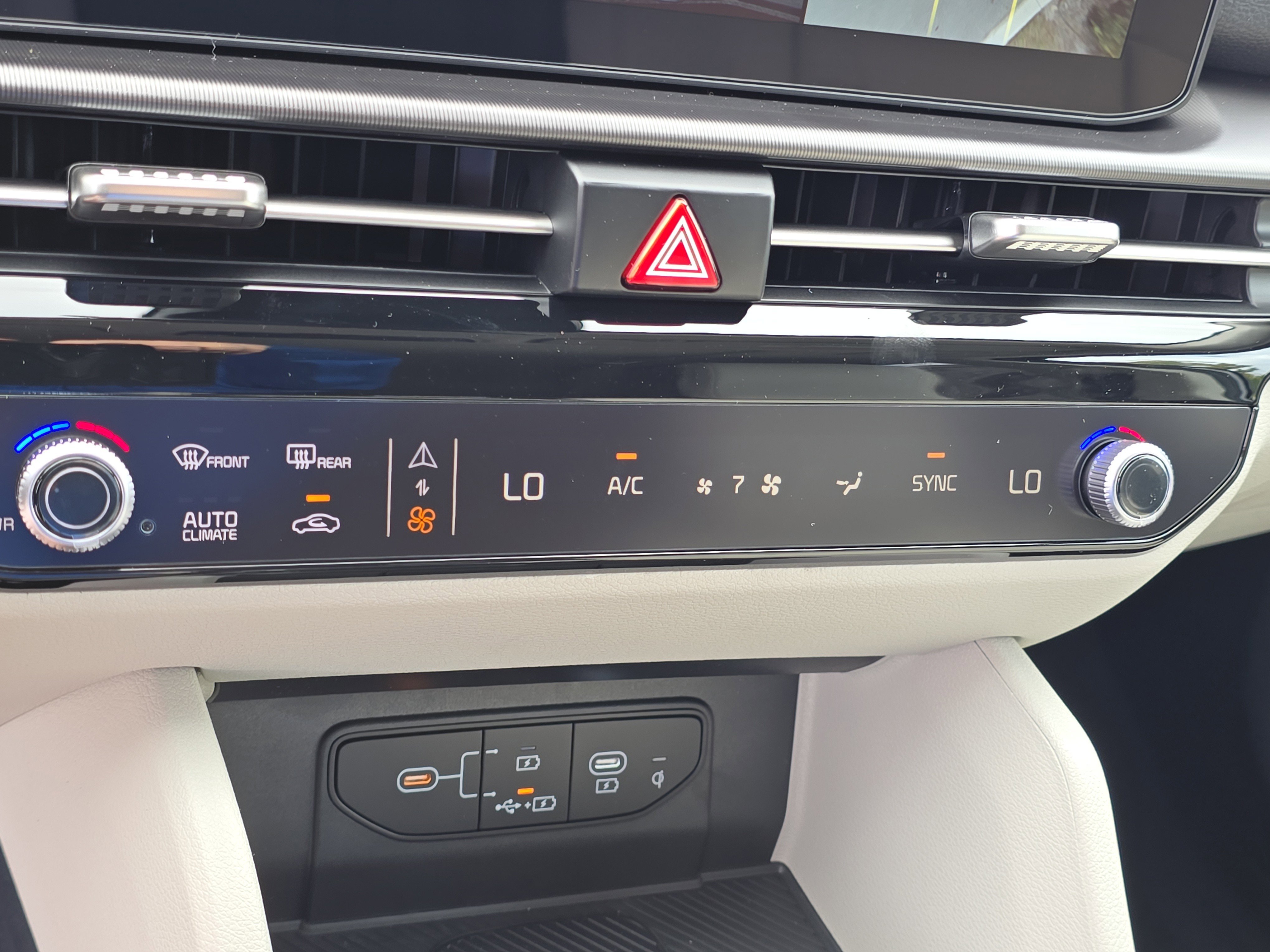 2026 Kia Sportage SX Prestige - Photo 28
