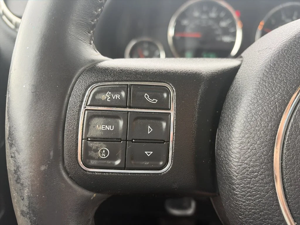 Used 2017 Silver Jeep Unlimited Sahara image 18