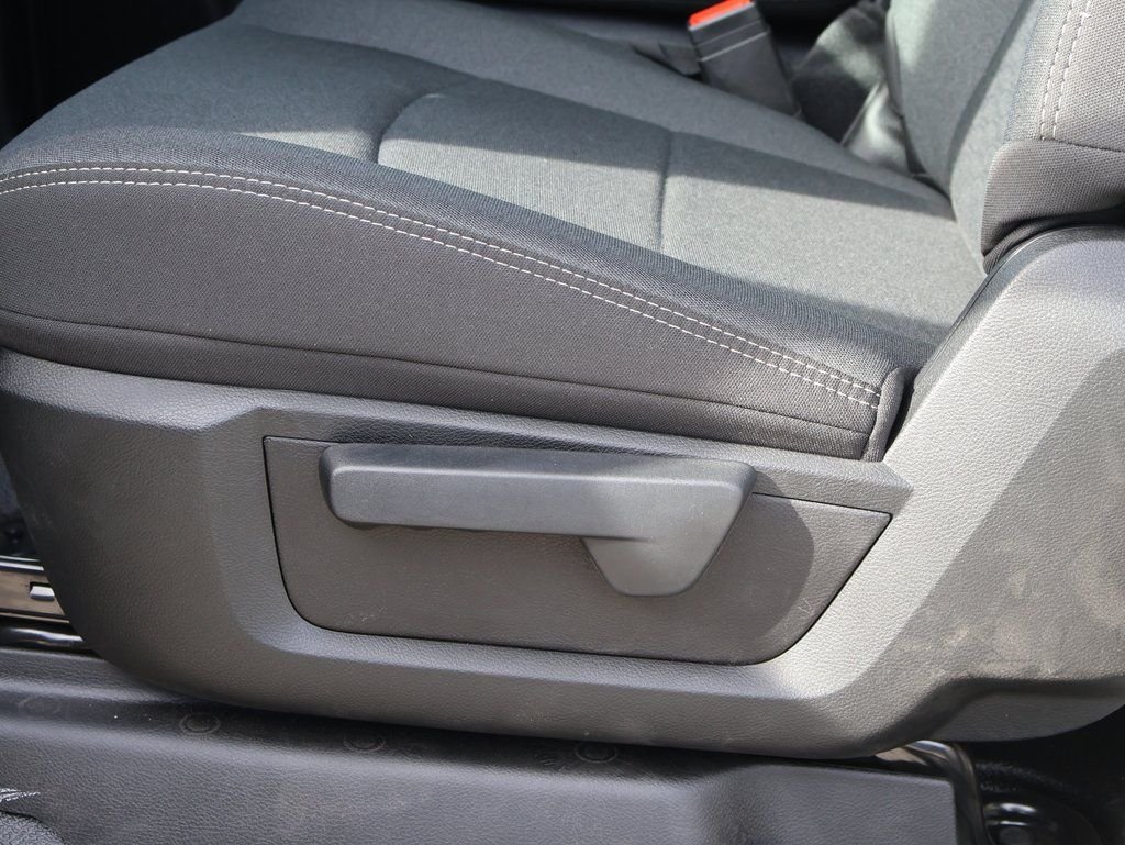 2025 RAM 3500 Chassis Tradesman - Photo 18