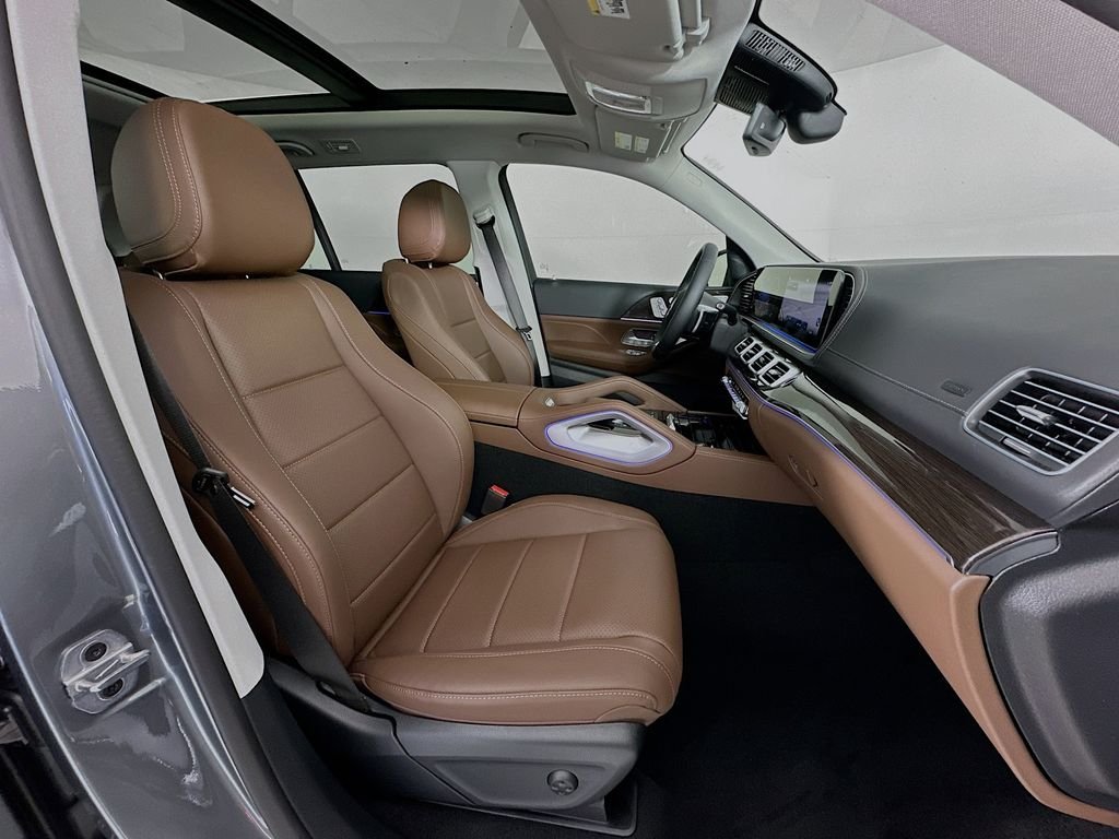 2026 Mercedes-Benz GLS Base - Photo 31