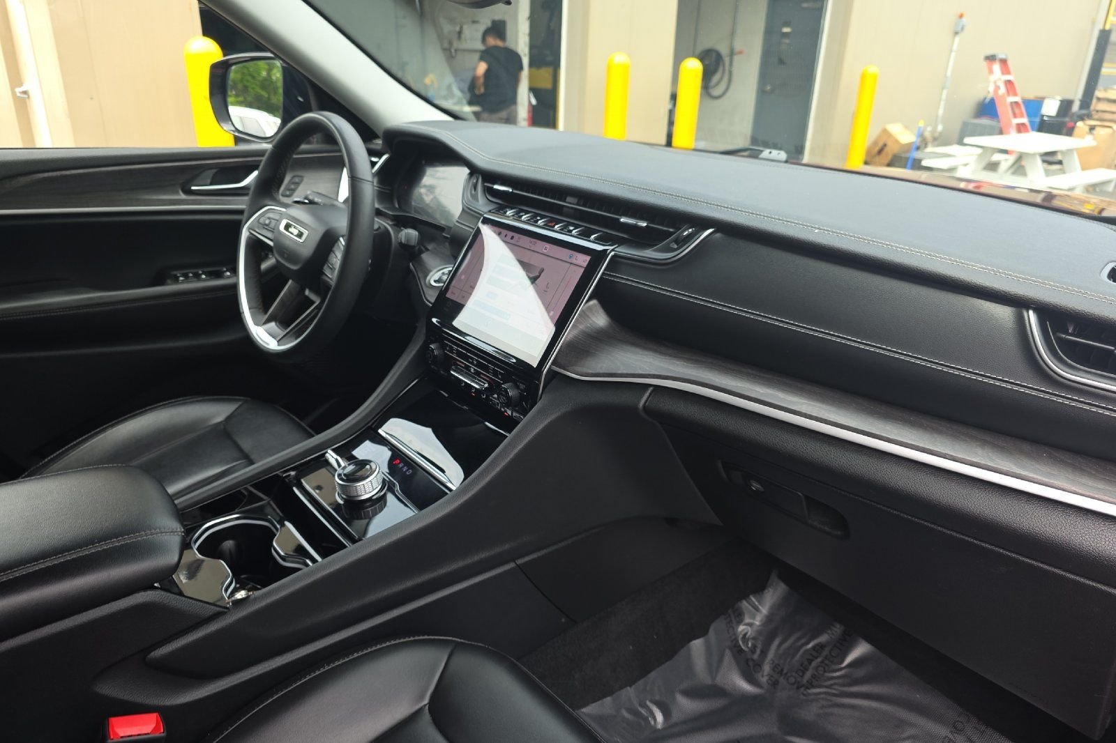 Used 2023 Red Jeep Limited image 18