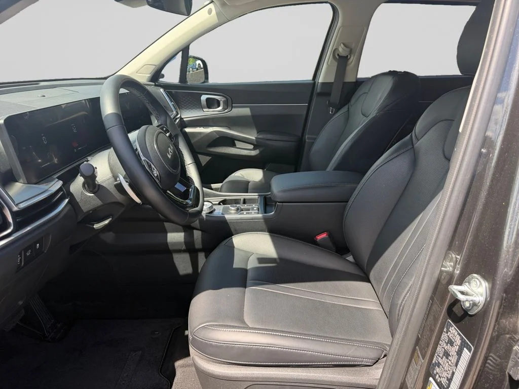 Certified Used 2025 Gray Kia EX image 10