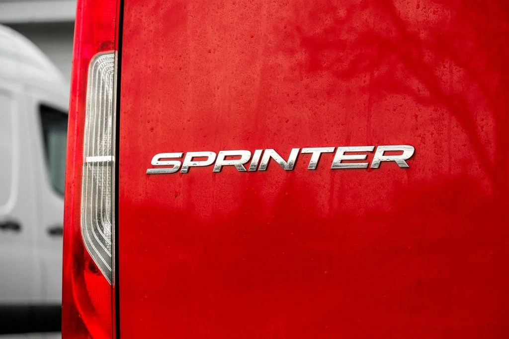Used 2026 Jupiter Red Mercedes-Benz Cargo 170 WB image 9