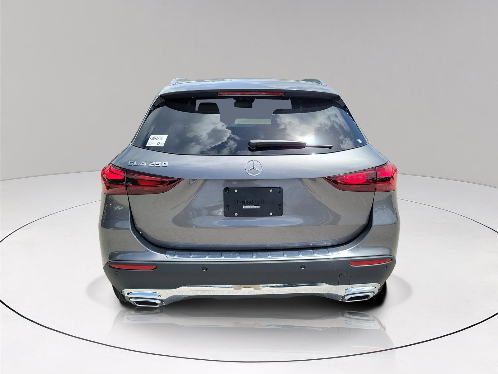 New 2026 Mountain Grey Metallic Mercedes-Benz GLA 250 image 35