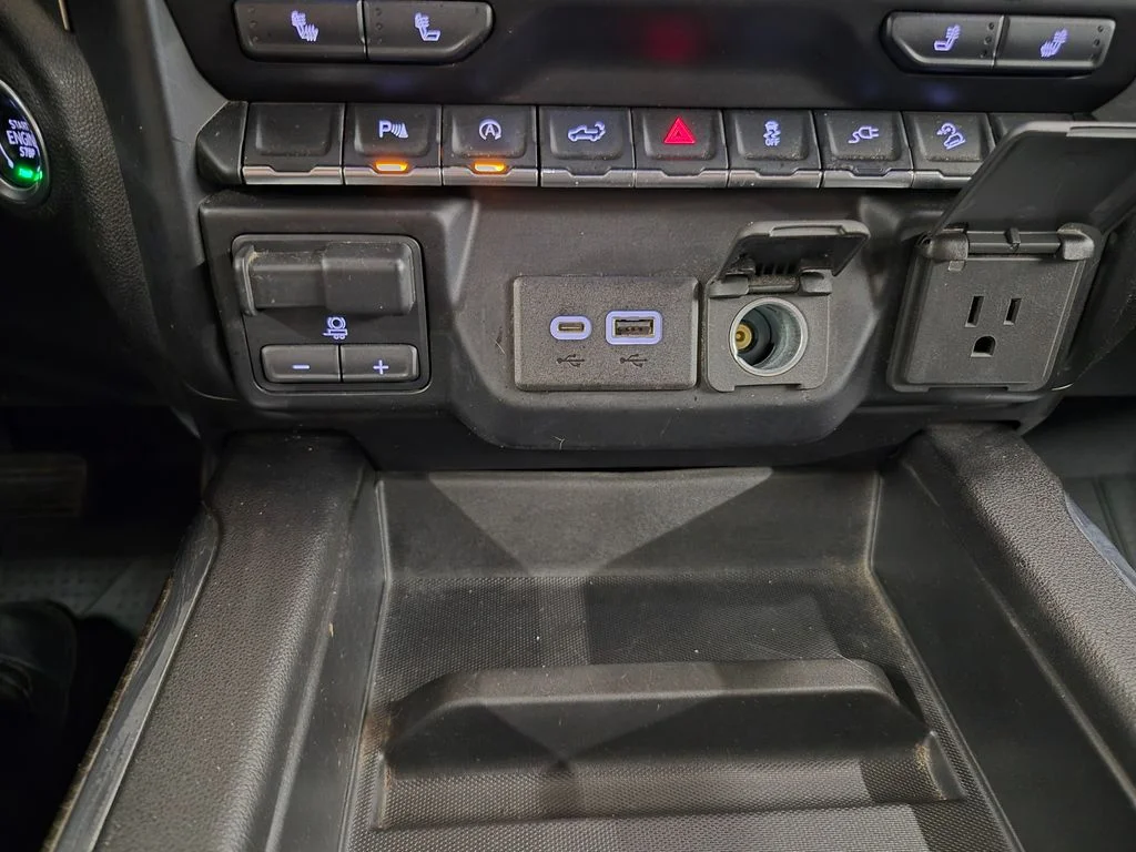 Used 2019 Silver Ice Metallic Chevrolet LT Trail Boss image 32