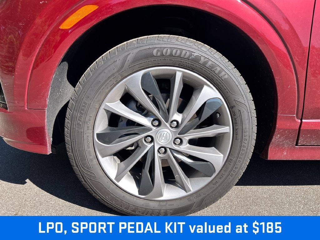 Used 2023 CINNABAR METALLIC Buick Select image 8