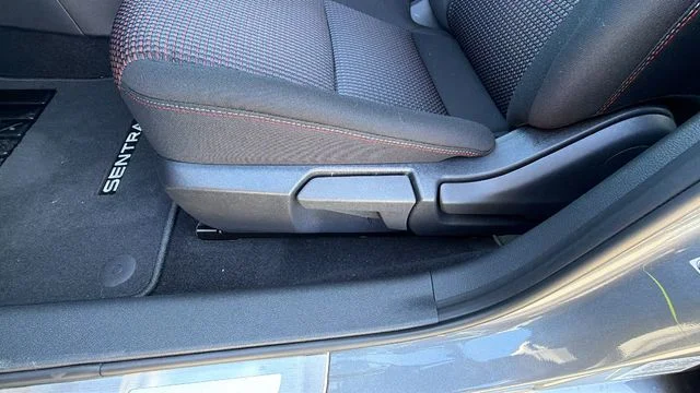2026 Nissan Sentra SR - Photo 21