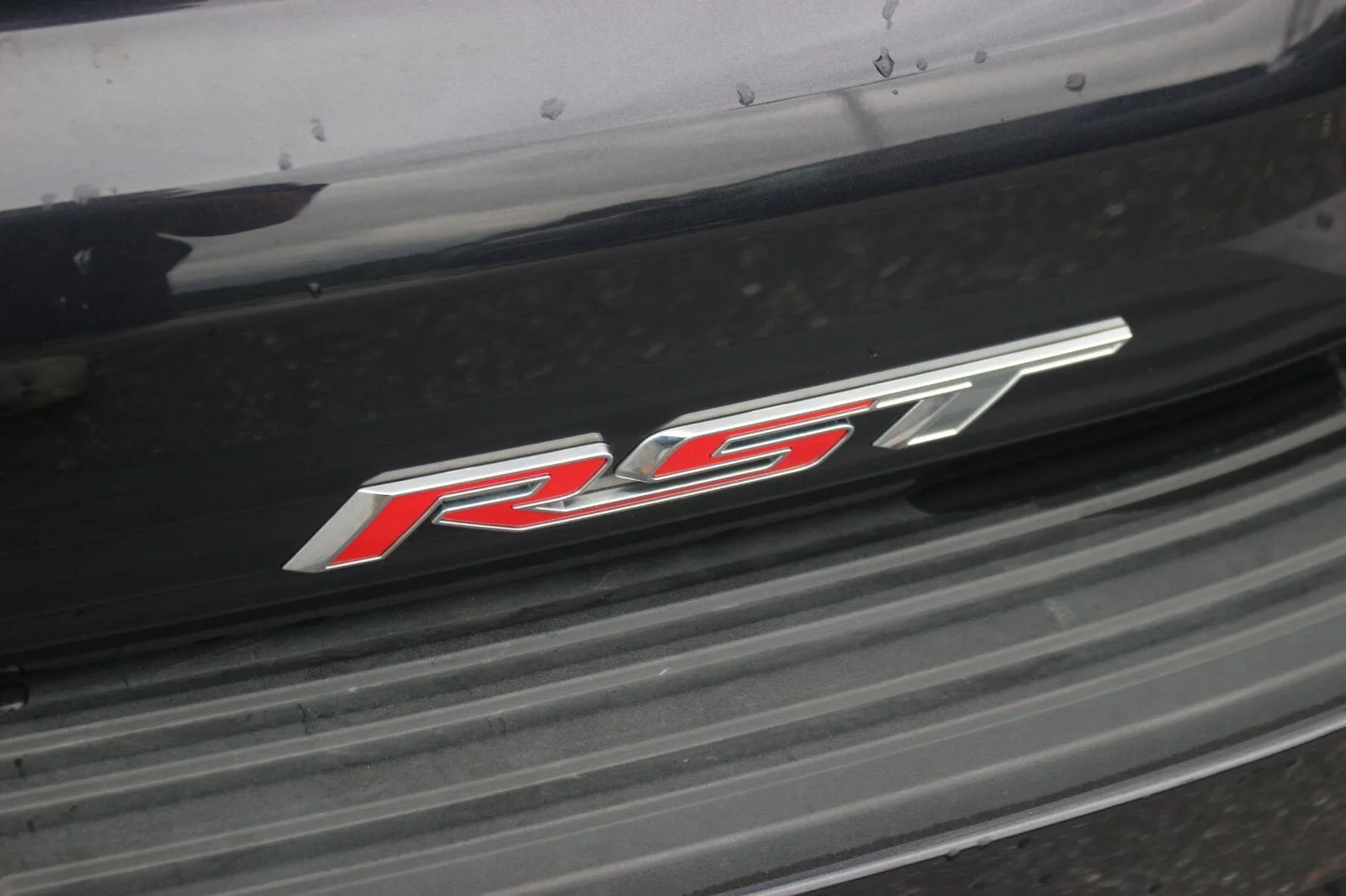 Used 2025 Dark Ash Metallic Chevrolet RST image 11