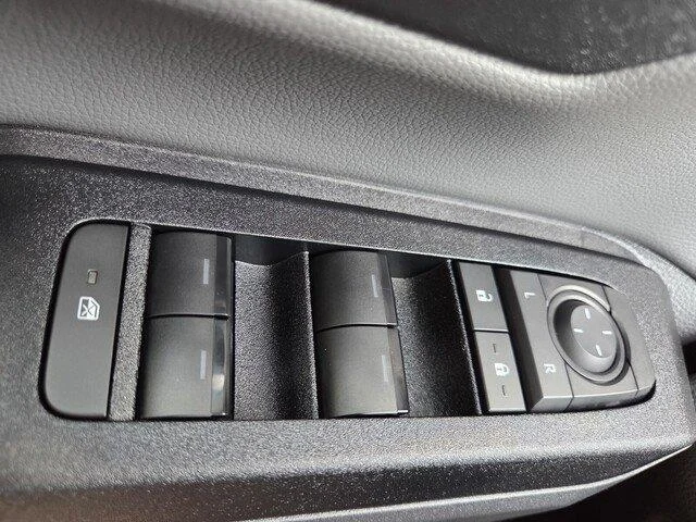 Used 2026 Ice Cap Toyota XLE Premium image 20
