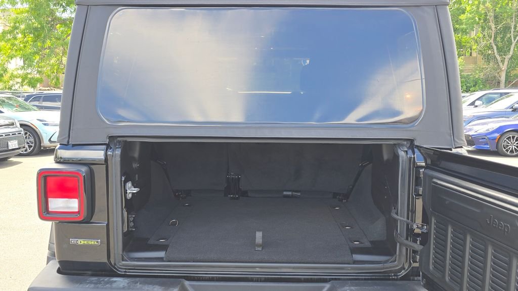 Used 2022 Black Clearcoat Jeep Unlimited Willys image 14