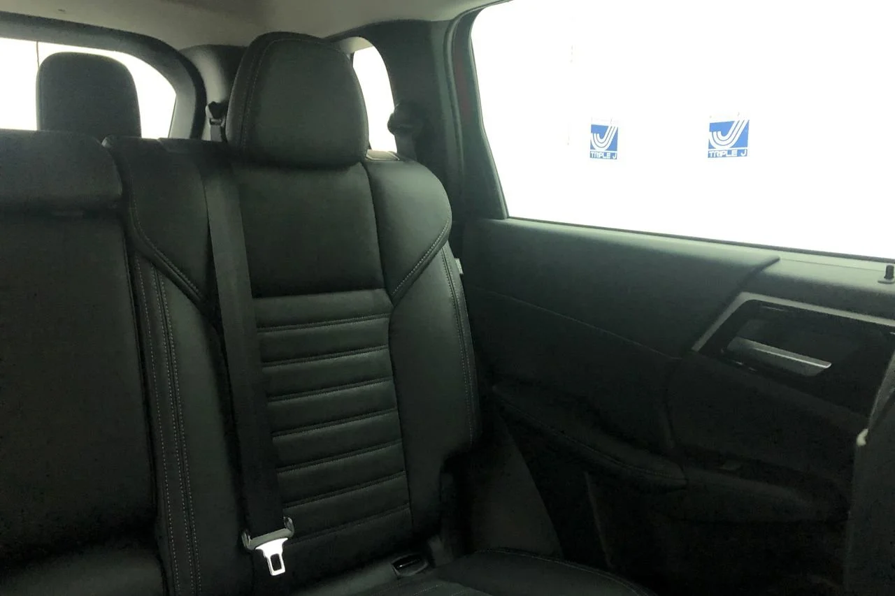 Used 2022 Red Diamond Mitsubishi  image 15